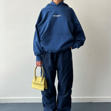 Load image into Gallery viewer, Mr Winston Hoodie - Vintage Navy Puff
