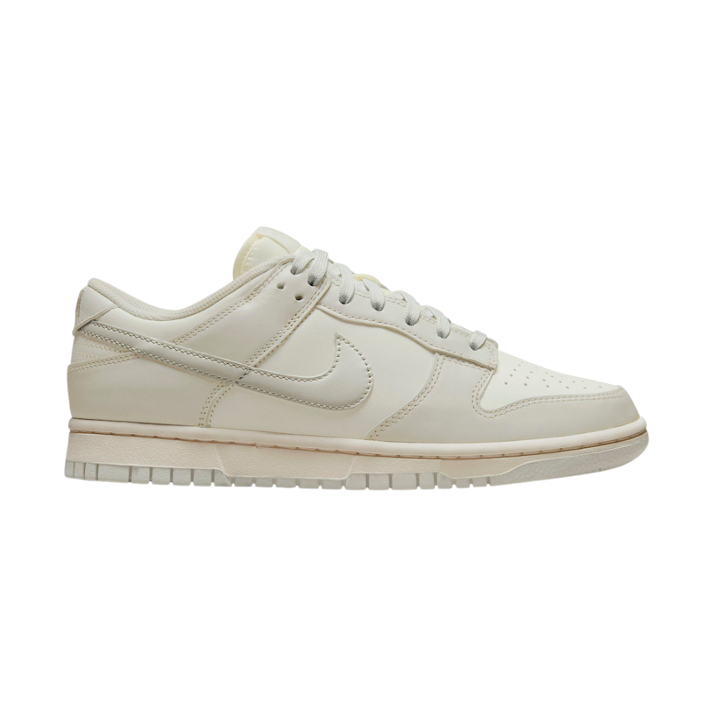 Nike Dunk Low 'Sail Light Bone' (W)